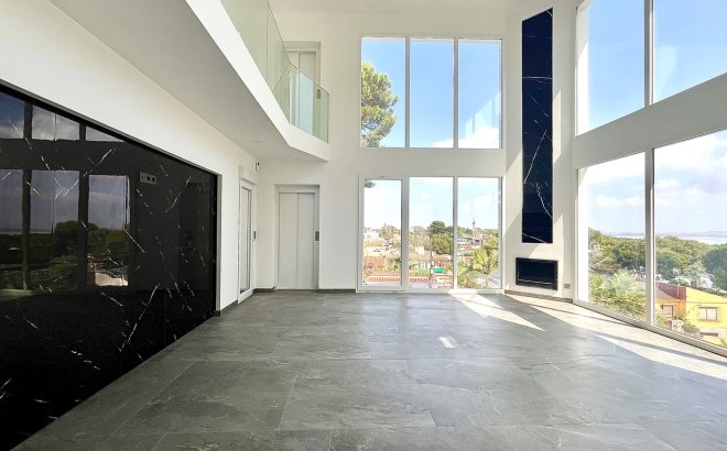 Revente - Villa -
Los Balcones - Costa Blanca