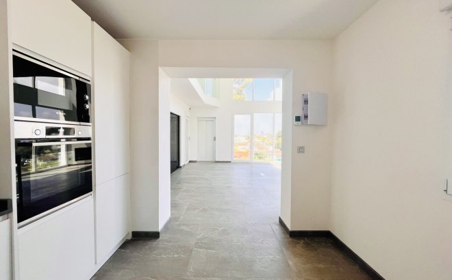 Revente - Villa -
Los Balcones - Costa Blanca