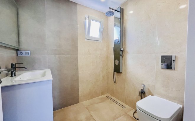 Revente - Villa -
Los Balcones - Costa Blanca