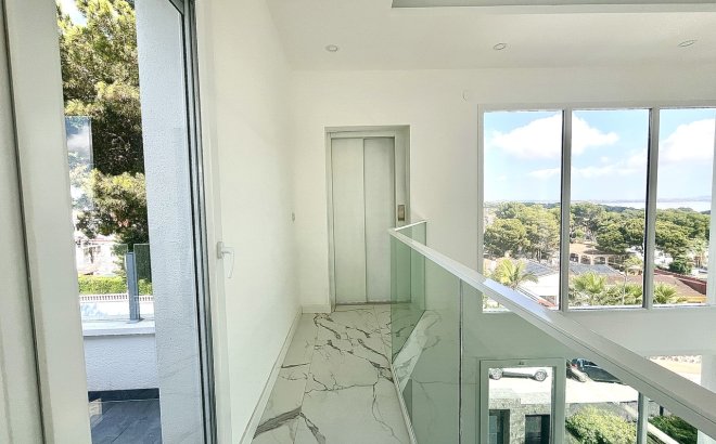 Revente - Villa -
Los Balcones - Costa Blanca