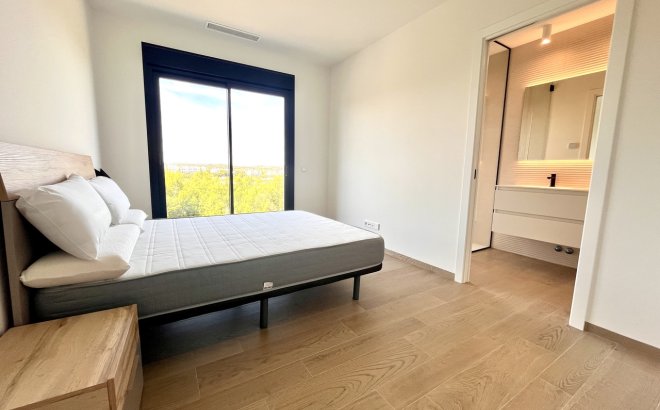 Resale - Apartment -
Las Colinas Golf - Costa Blanca