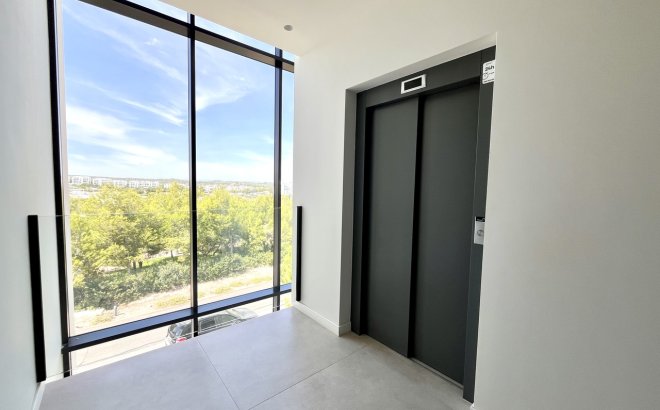 Resale - Apartment -
Las Colinas Golf - Costa Blanca