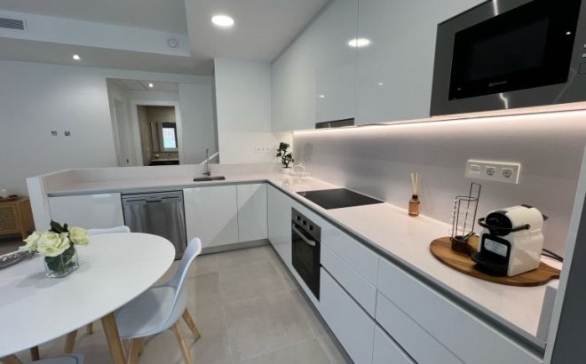 Resale - Villa -
Orihuela Costa - Costa Blanca