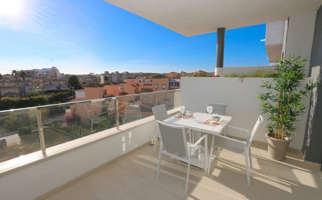 Resale - Apartment -
Playa Flamenca - Costa Blanca