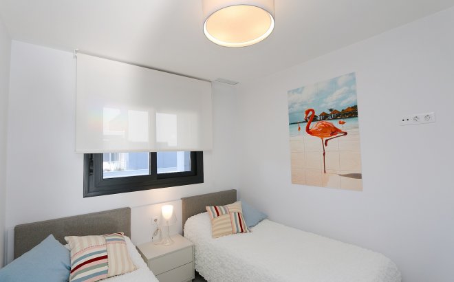 Resale - Apartment -
Playa Flamenca - Costa Blanca