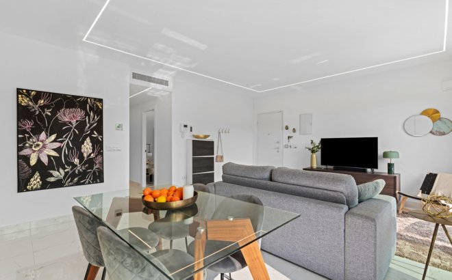 Herverkoop - Villa -
Pilar de la Horadada - Costa Blanca