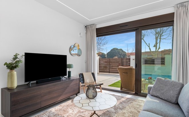 Herverkoop - Villa -
Pilar de la Horadada - Costa Blanca