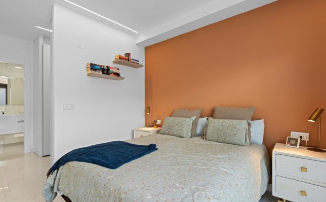 Herverkoop - Villa -
Pilar de la Horadada - Costa Blanca