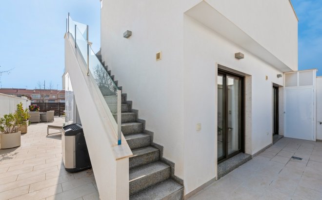 Herverkoop - Villa -
Pilar de la Horadada - Costa Blanca