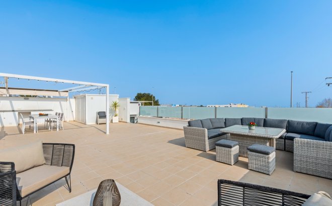 Herverkoop - Villa -
Pilar de la Horadada - Costa Blanca