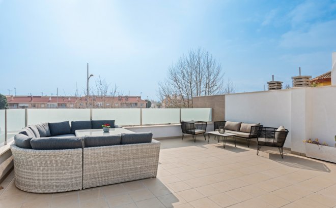 Herverkoop - Villa -
Pilar de la Horadada - Costa Blanca