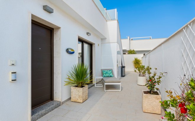 Herverkoop - Villa -
Pilar de la Horadada - Costa Blanca