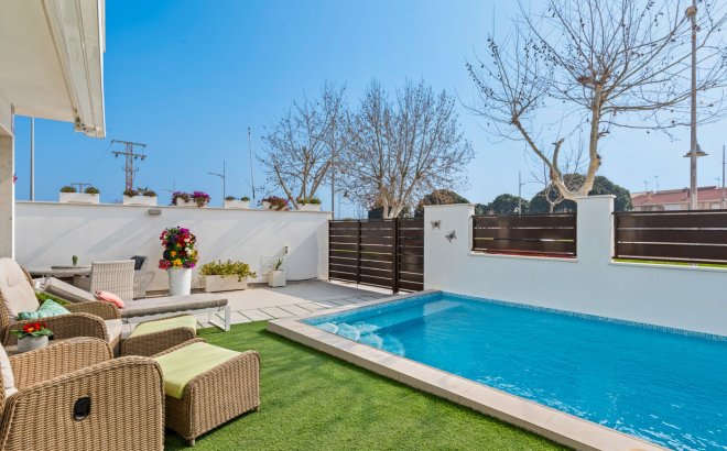 Herverkoop - Villa -
Pilar de la Horadada - Costa Blanca