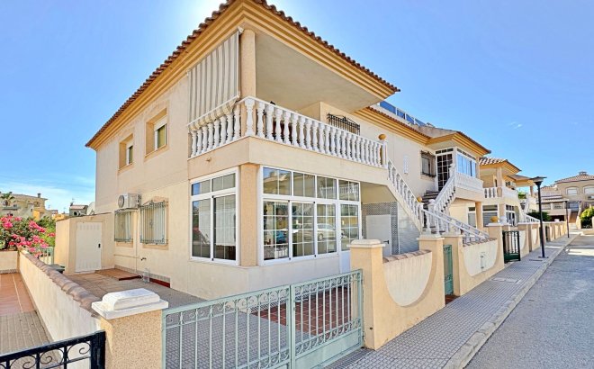 Revente - Appartement -
Orihuela Costa - Costa Blanca