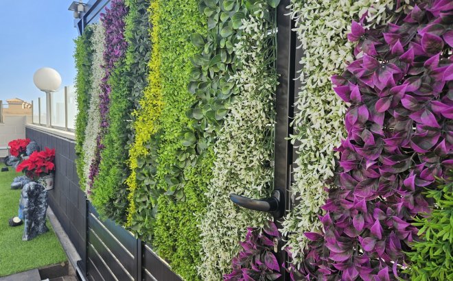 Resale - Villa -
Villamartin - Costa Blanca