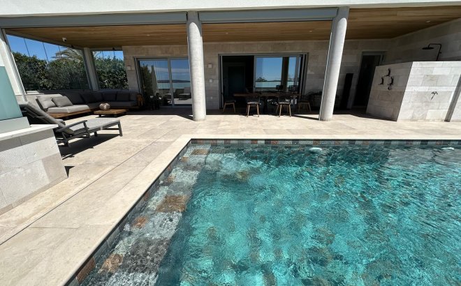 Resale - Villa -
Benijofar - Costa Blanca