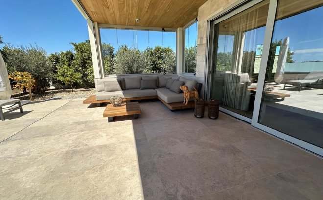 Resale - Villa -
Benijofar - Costa Blanca