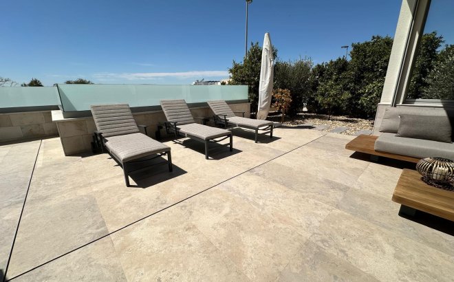 Resale - Villa -
Benijofar - Costa Blanca