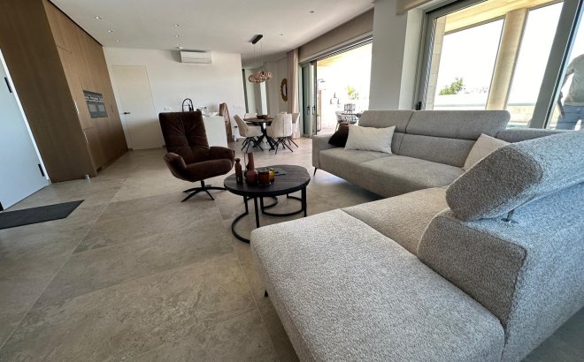 Resale - Villa -
Benijofar - Costa Blanca