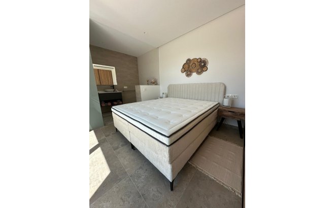 Resale - Villa -
Benijofar - Costa Blanca