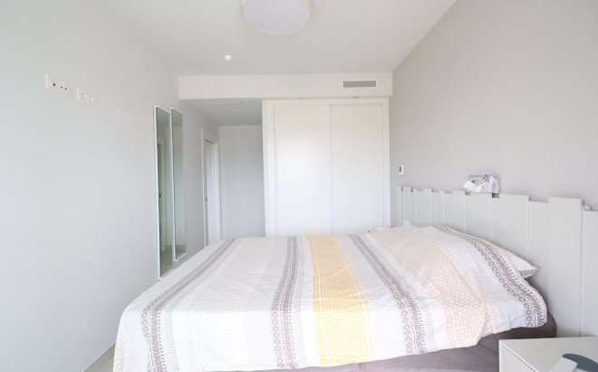 Revente - Appartement -
Orihuela Costa - Costa Blanca