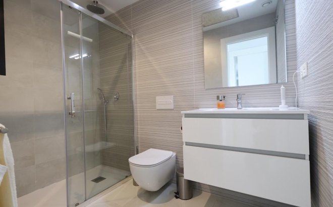 Revente - Appartement -
Orihuela Costa - Costa Blanca