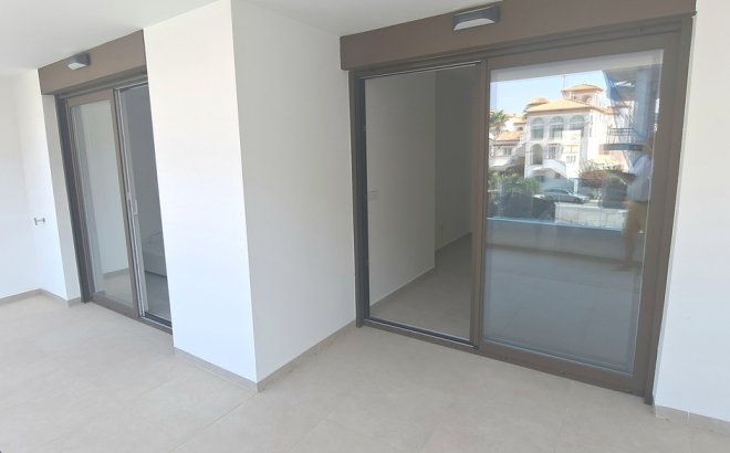 Resale - Apartment -
Playa Flamenca - Costa Blanca