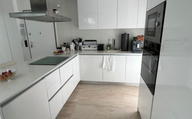 Resale - Villa -
Orihuela Costa - Costa Blanca