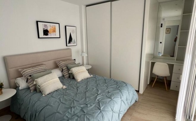 Resale - Villa -
Orihuela Costa - Costa Blanca