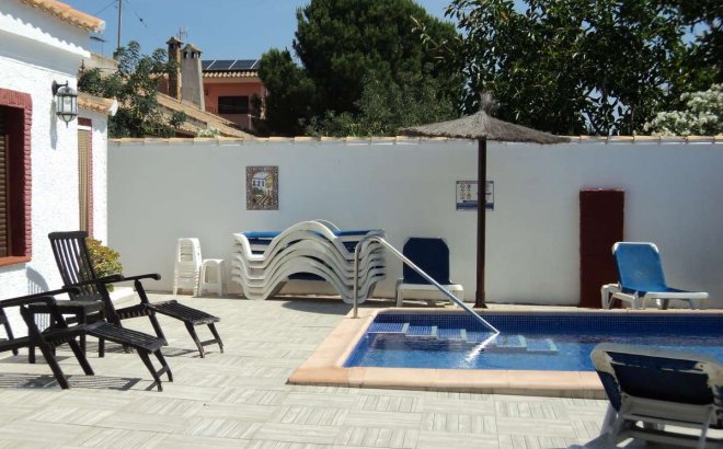 Resale - Villa -
Orihuela Costa - Costa Blanca