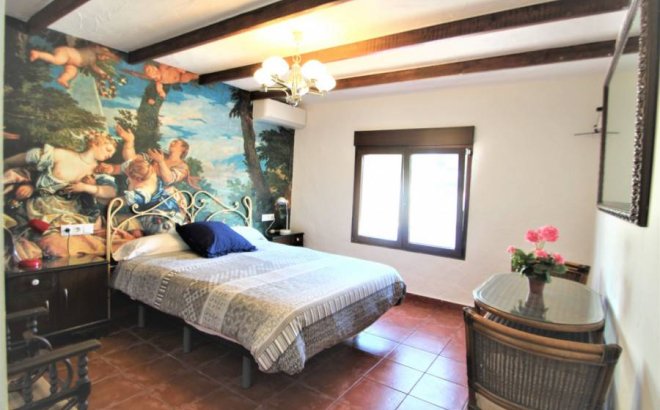 Resale - Villa -
Orihuela Costa - Costa Blanca