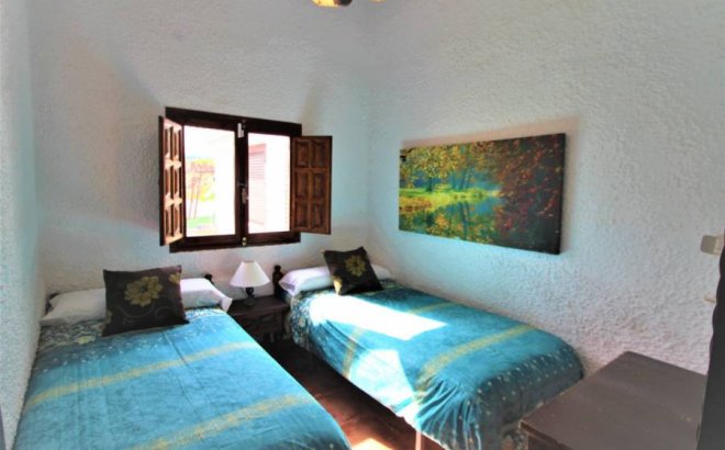 Resale - Villa -
Orihuela Costa - Costa Blanca