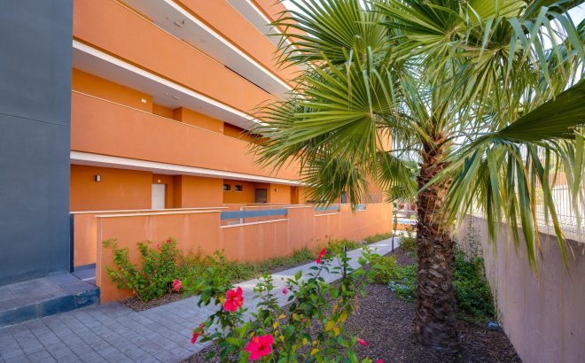 Herverkoop - Appartement -
Orihuela Costa - Villamartín-las Filipinas