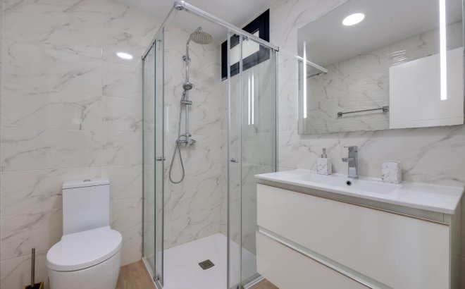 Herverkoop - Appartement -
Orihuela Costa - Villamartín-las Filipinas