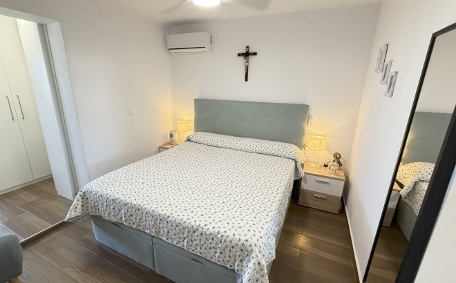 Resale - Villa -
Orihuela Costa - Costa Blanca