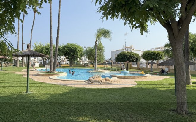 Resale - Villa -
Orihuela Costa - Costa Blanca