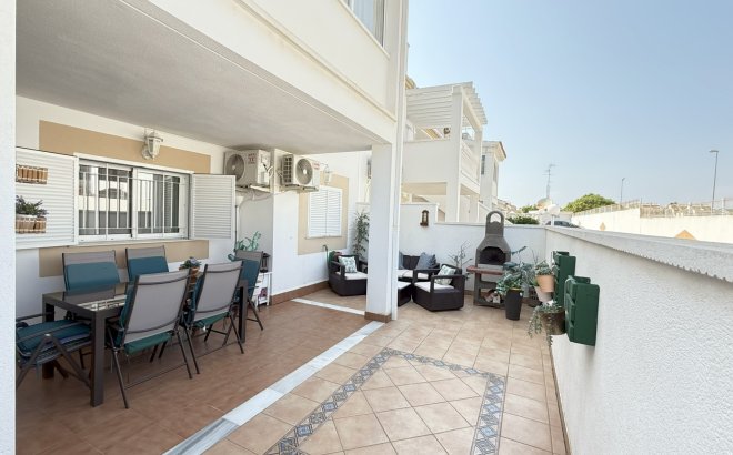 Resale - Apartment -
Orihuela Costa - Costa Blanca