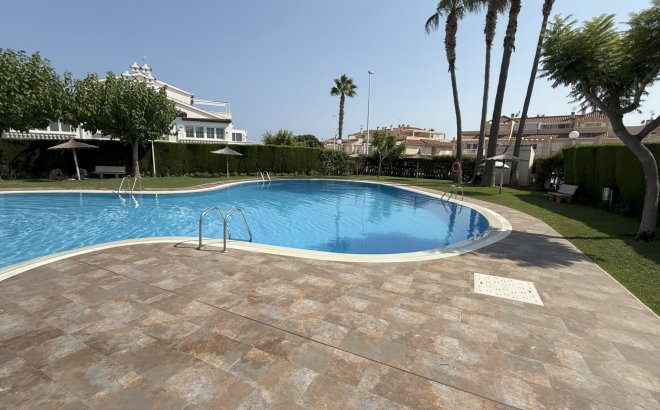 Resale - Apartment -
Orihuela Costa - Costa Blanca