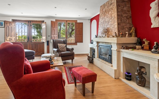 Resale - Country House -
Torremendo - Costa Blanca