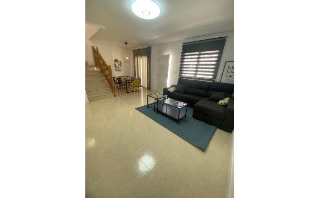 Resale - Town House -
San Miguel de Salinas - Inland