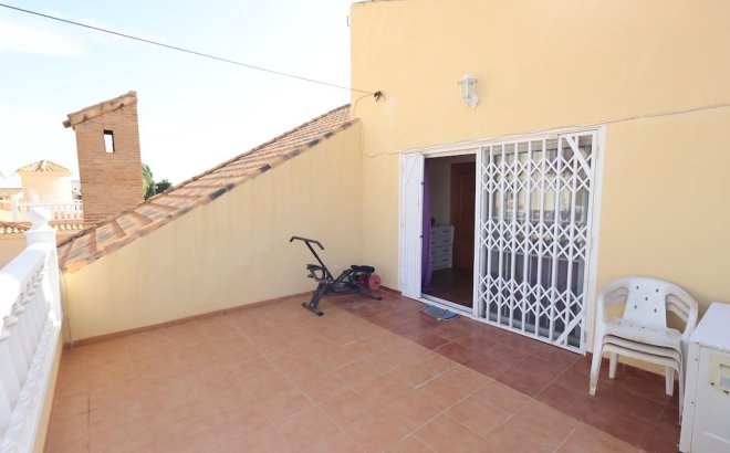 Resale - Villa -
Orihuela Costa - Costa Blanca