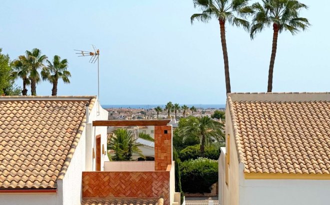 Resale - Villa -
Orihuela Costa - Costa Blanca
