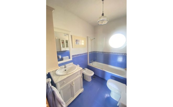 Resale - Dúplex -
Orihuela Costa - Campoamor