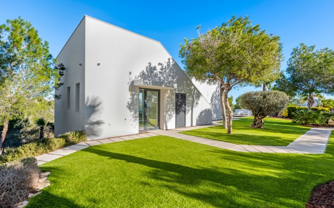 Resale - Villa -
Las Colinas Golf - Costa Blanca