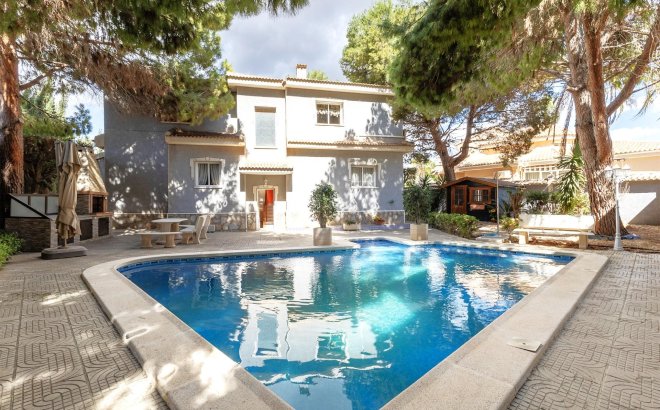 Resale - Villa -
Ciudad Quesada - Ciudad Quesada - Doña Pepa