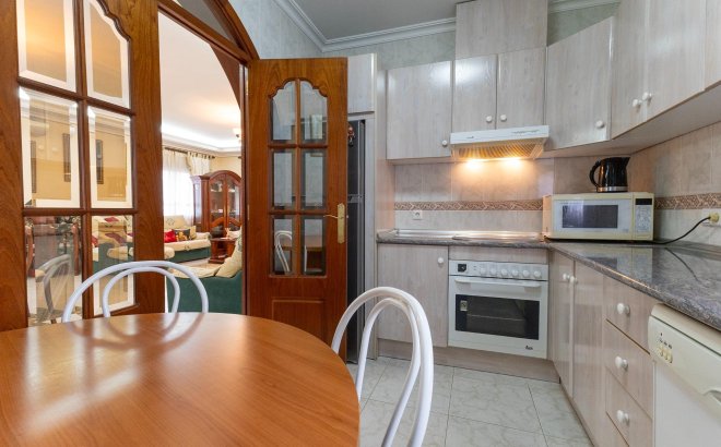 Resale - Villa -
Ciudad Quesada - Ciudad Quesada - Doña Pepa