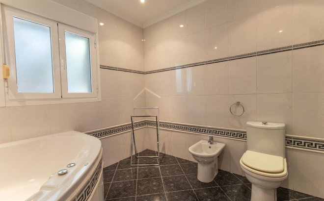 Resale - Villa -
Ciudad Quesada - Ciudad Quesada - Doña Pepa