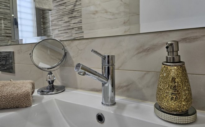 Revente - Villa -
Villamartin - Costa Blanca