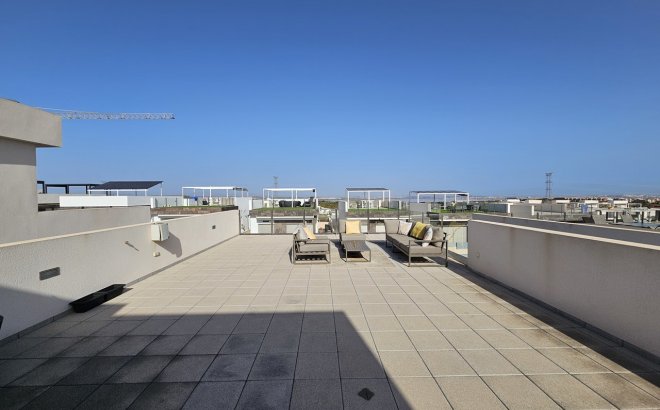 Revente - Villa -
Villamartin - Costa Blanca