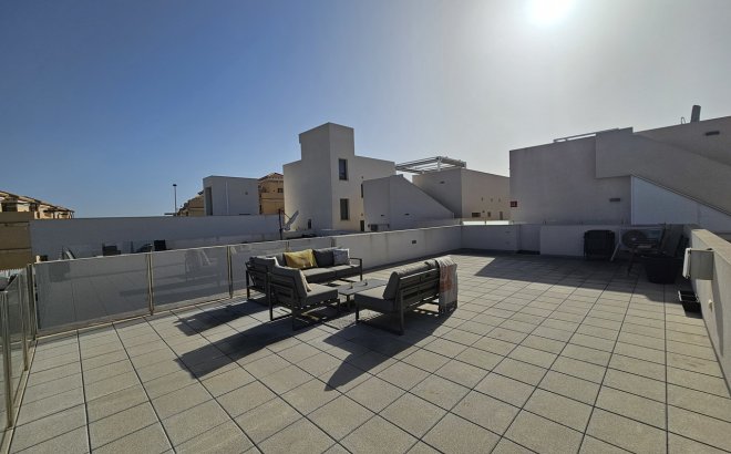 Revente - Villa -
Villamartin - Costa Blanca